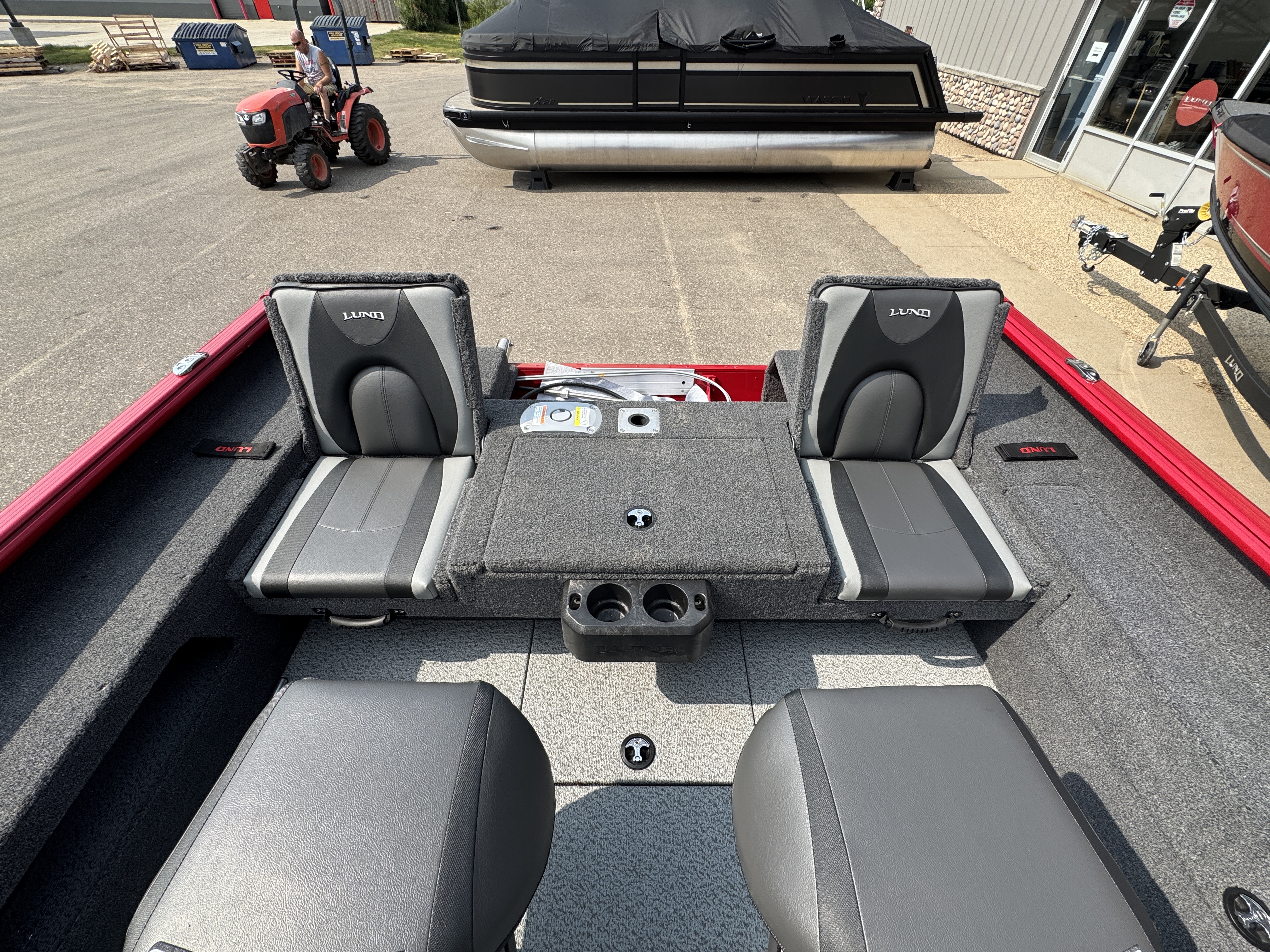 2026 LUND 1875 IMPACT XS BOAT