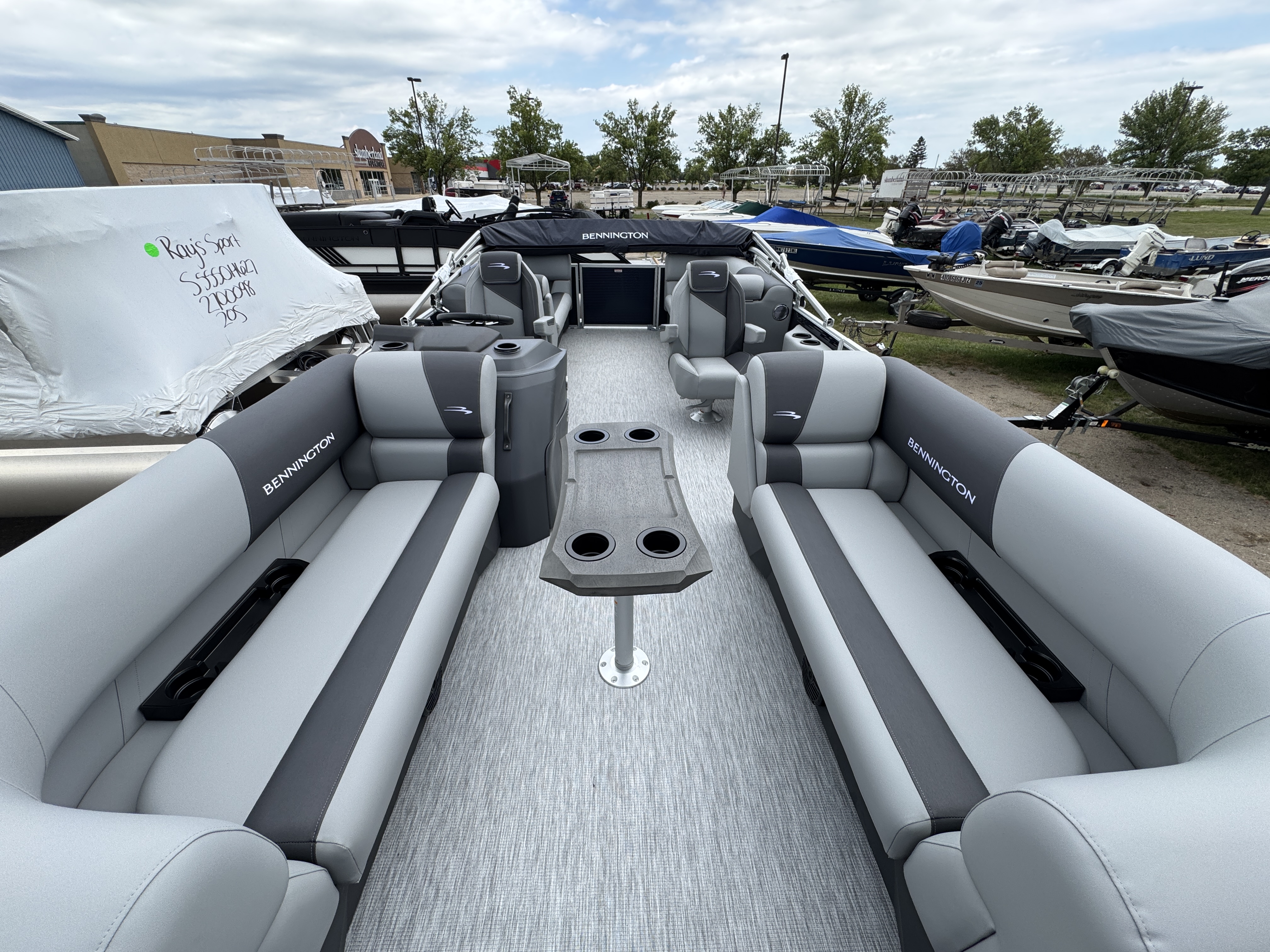 2027 BENNINGTON 22S1SR PONTOON