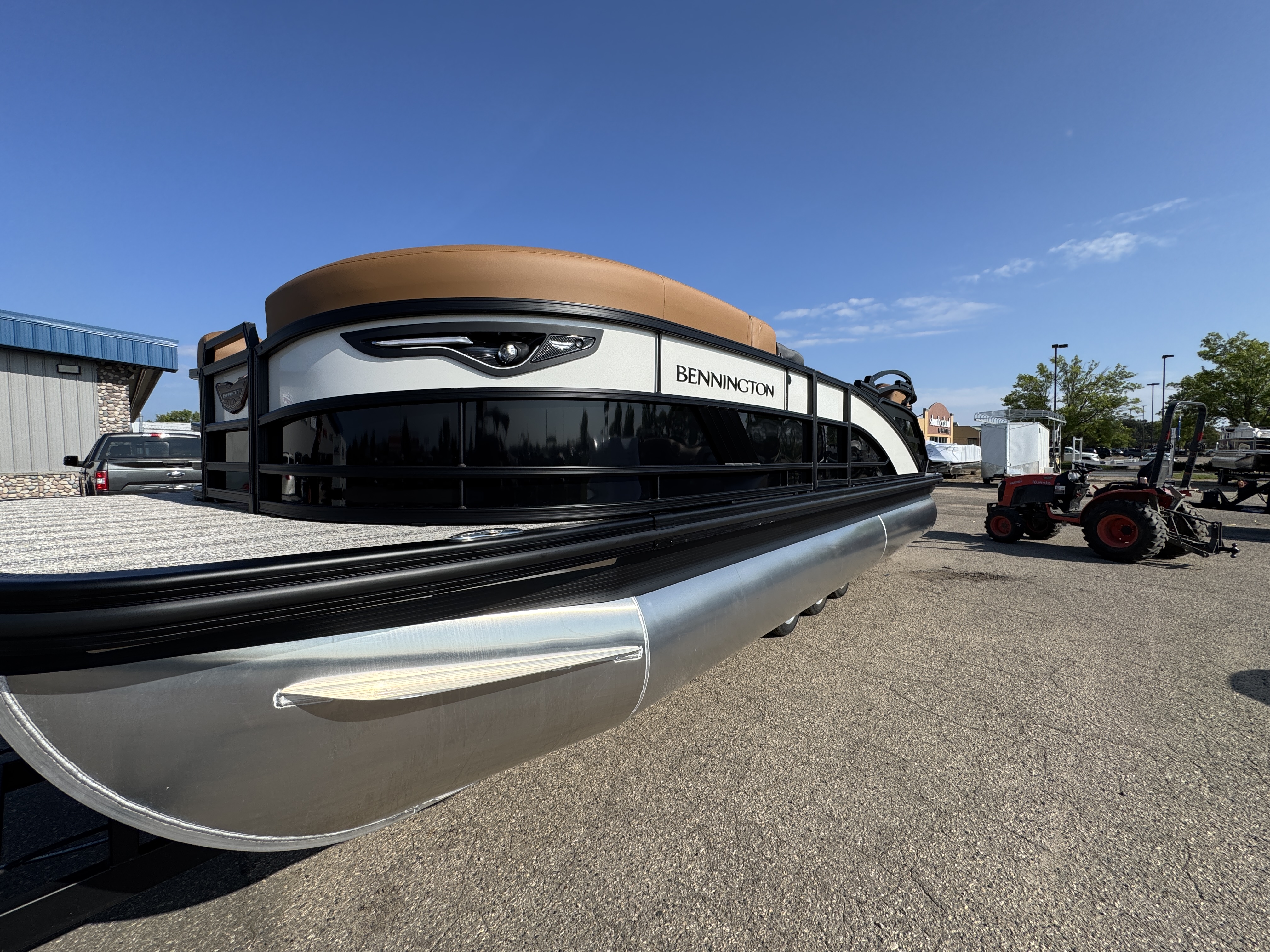 2027 BENNINGTON 23MSB PONTOON