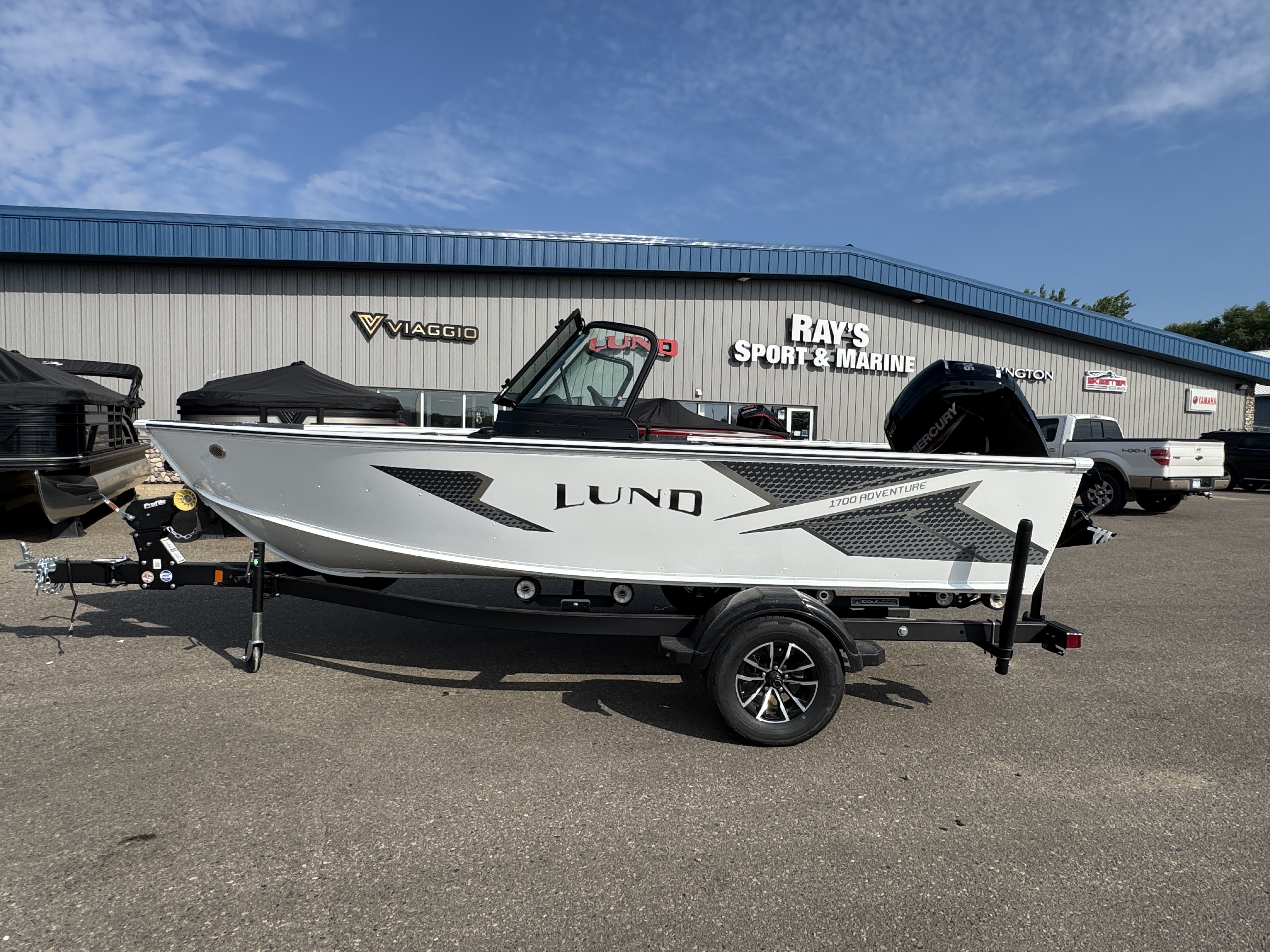 2027 LUND 1700 ADVENTURE SPORT BOAT