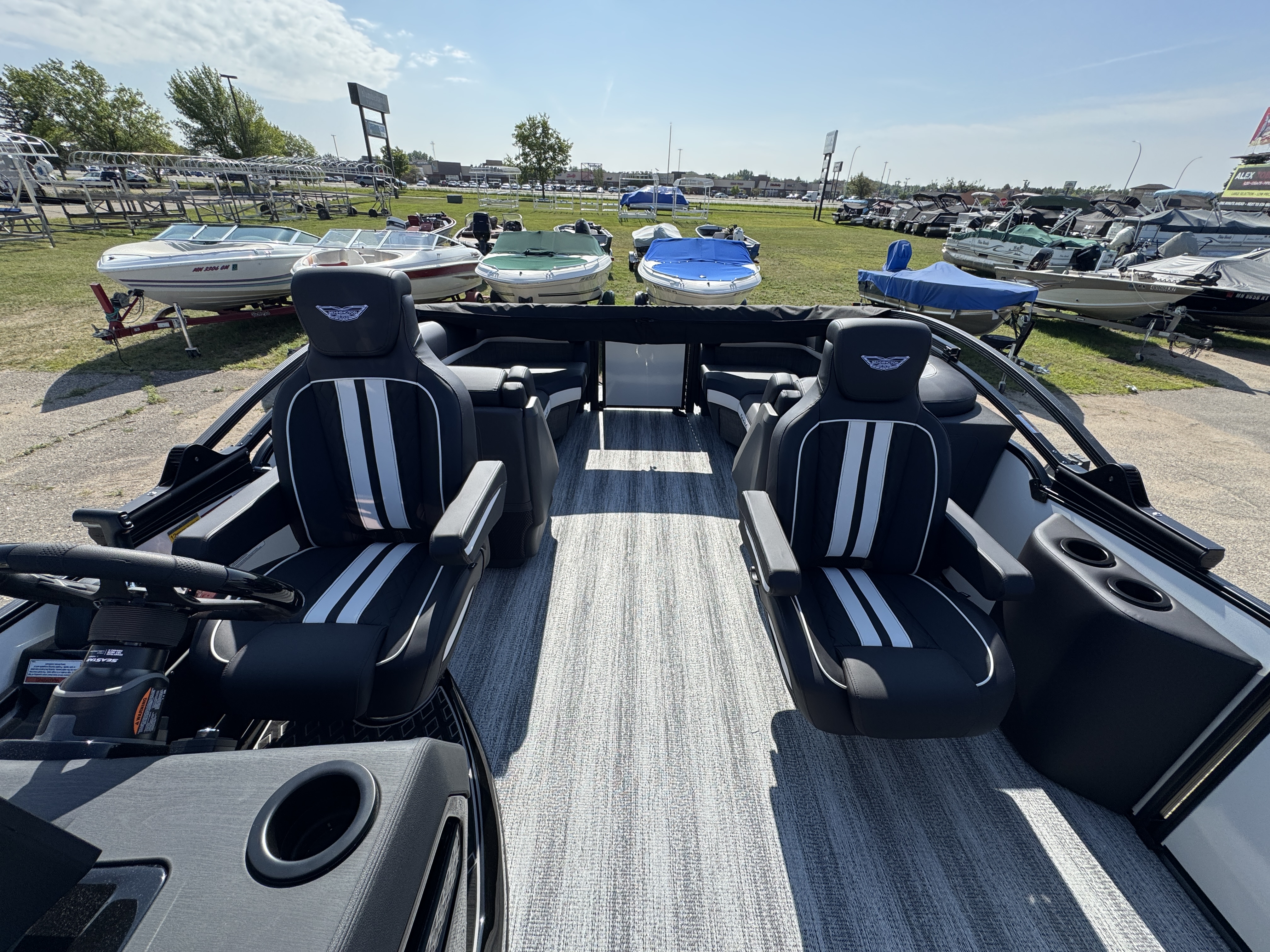 2027 BENNINGTON 23MFB PONTOON