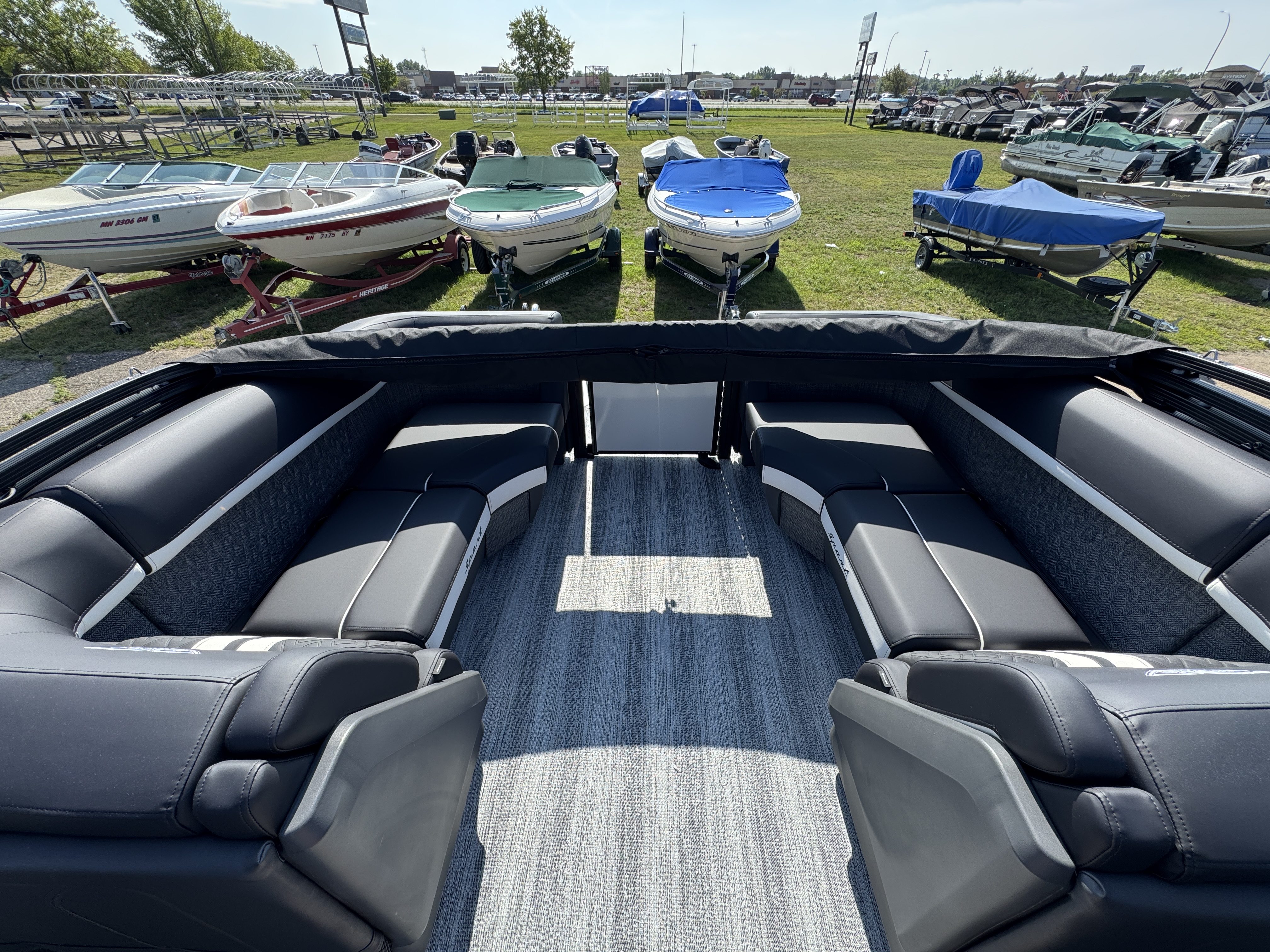 2027 BENNINGTON 23MFB PONTOON