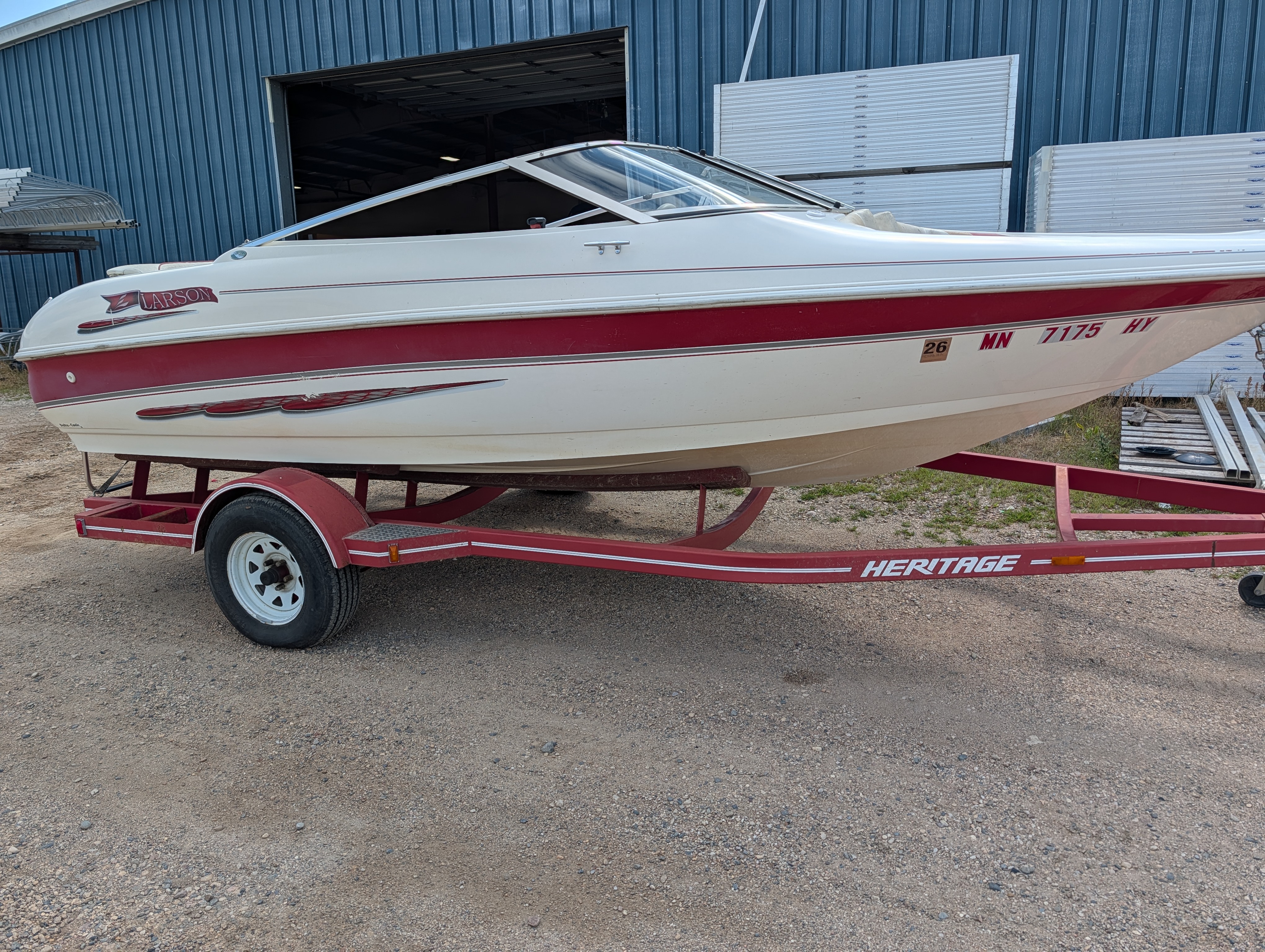 1998 LARSON SEI186 I/O BOAT