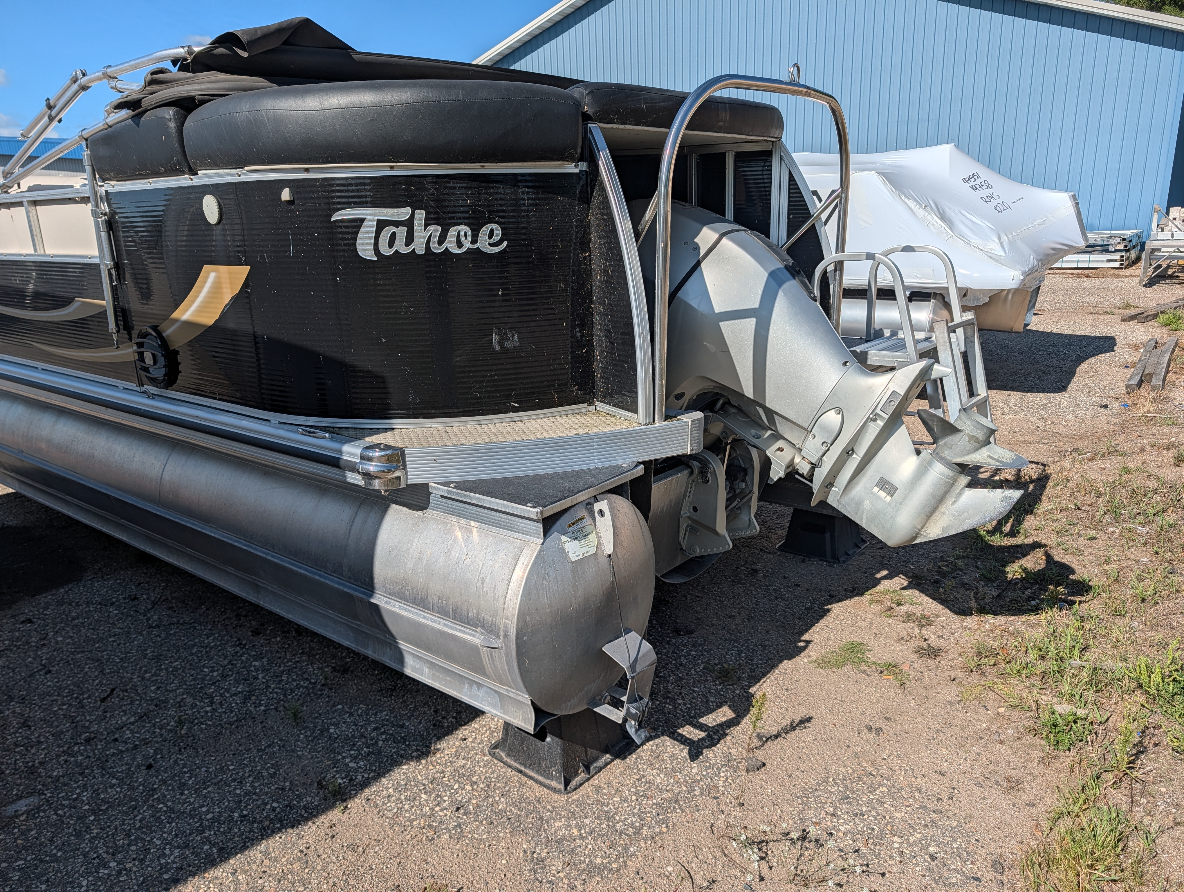 2008 TAHOE 250 GRAND PONTOON