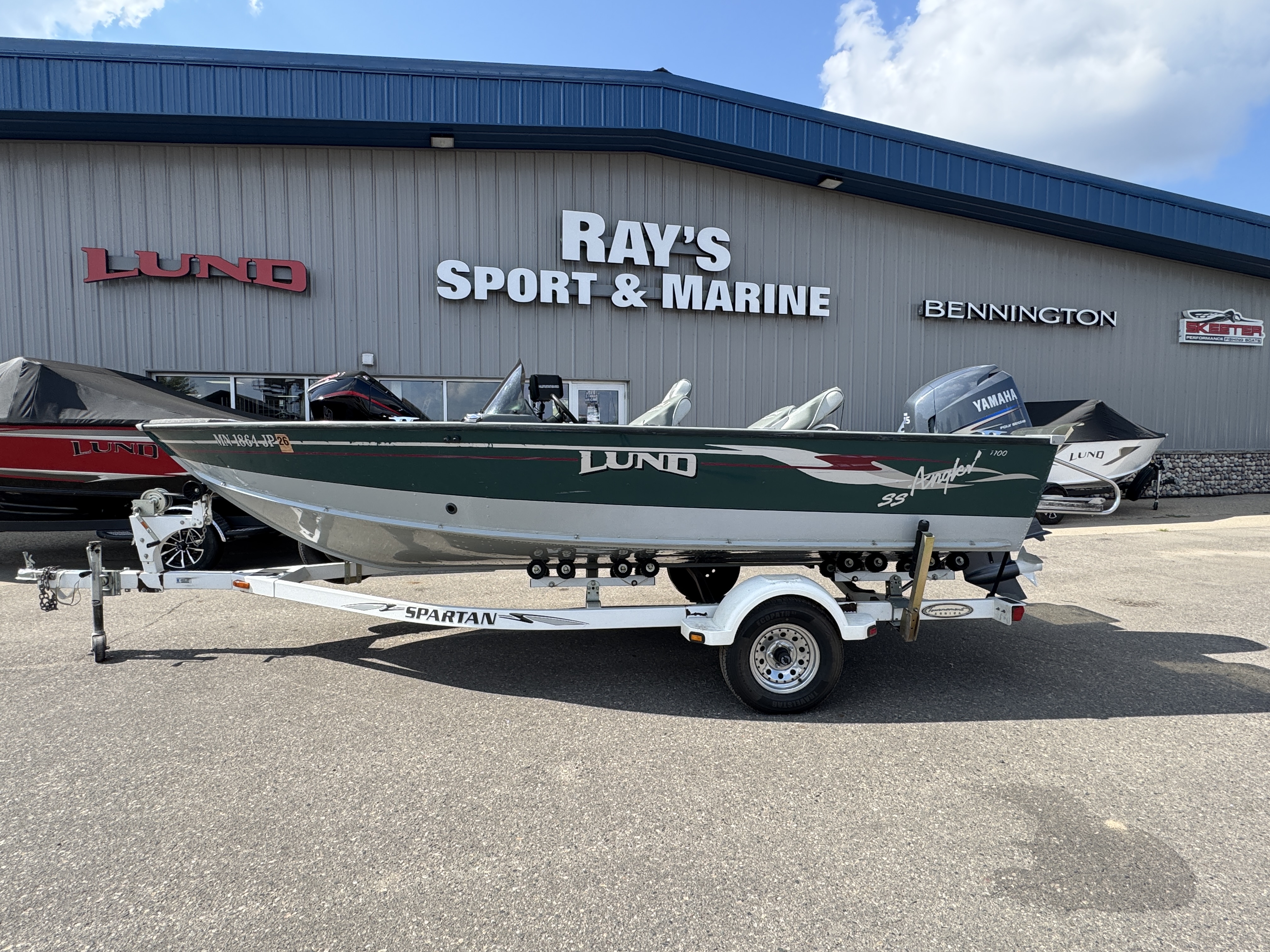 2003 LUND 1700 Angler SS BOAT
