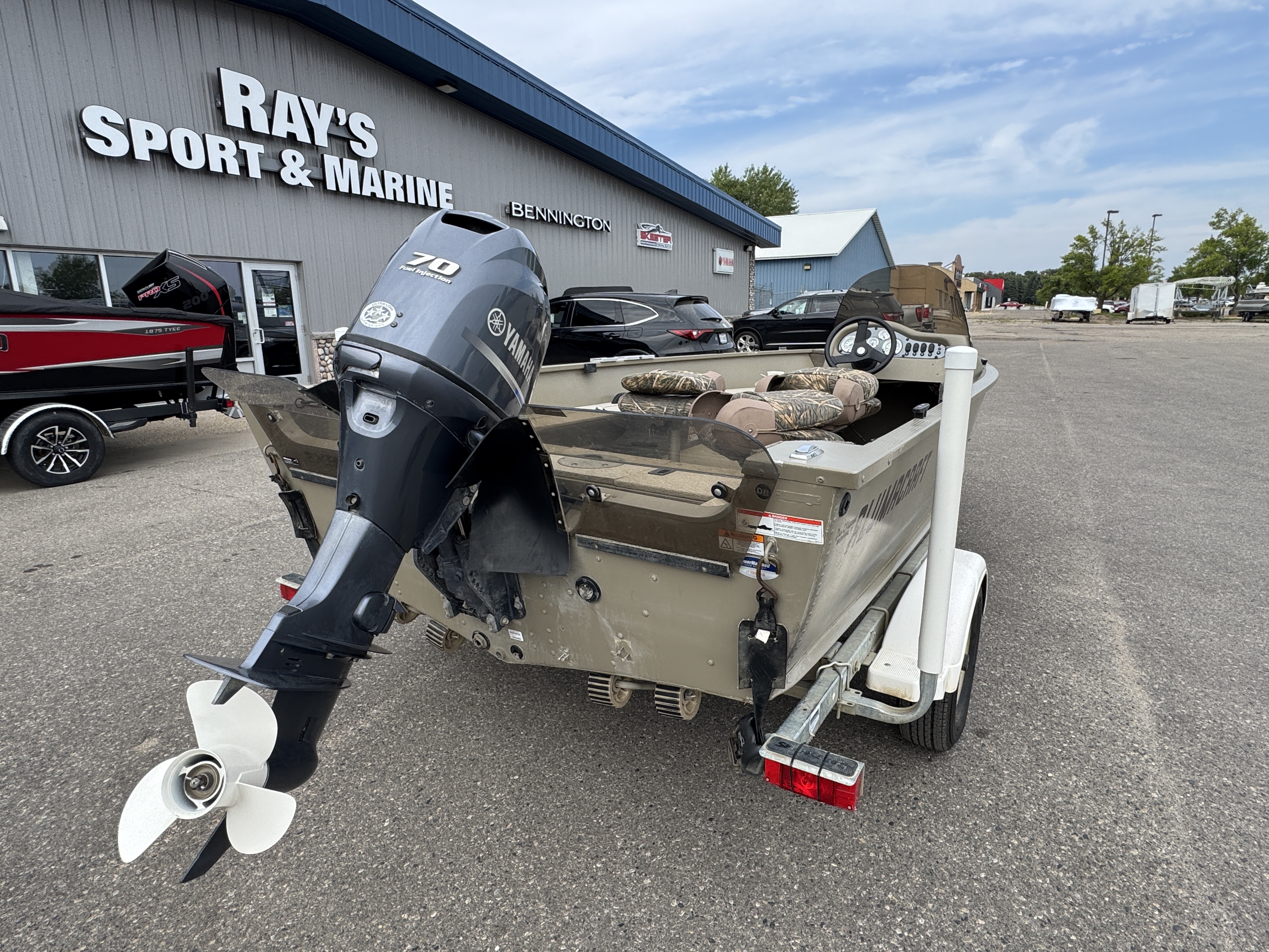 2011 ALUMACRAFT CLASSIC 165 BOAT