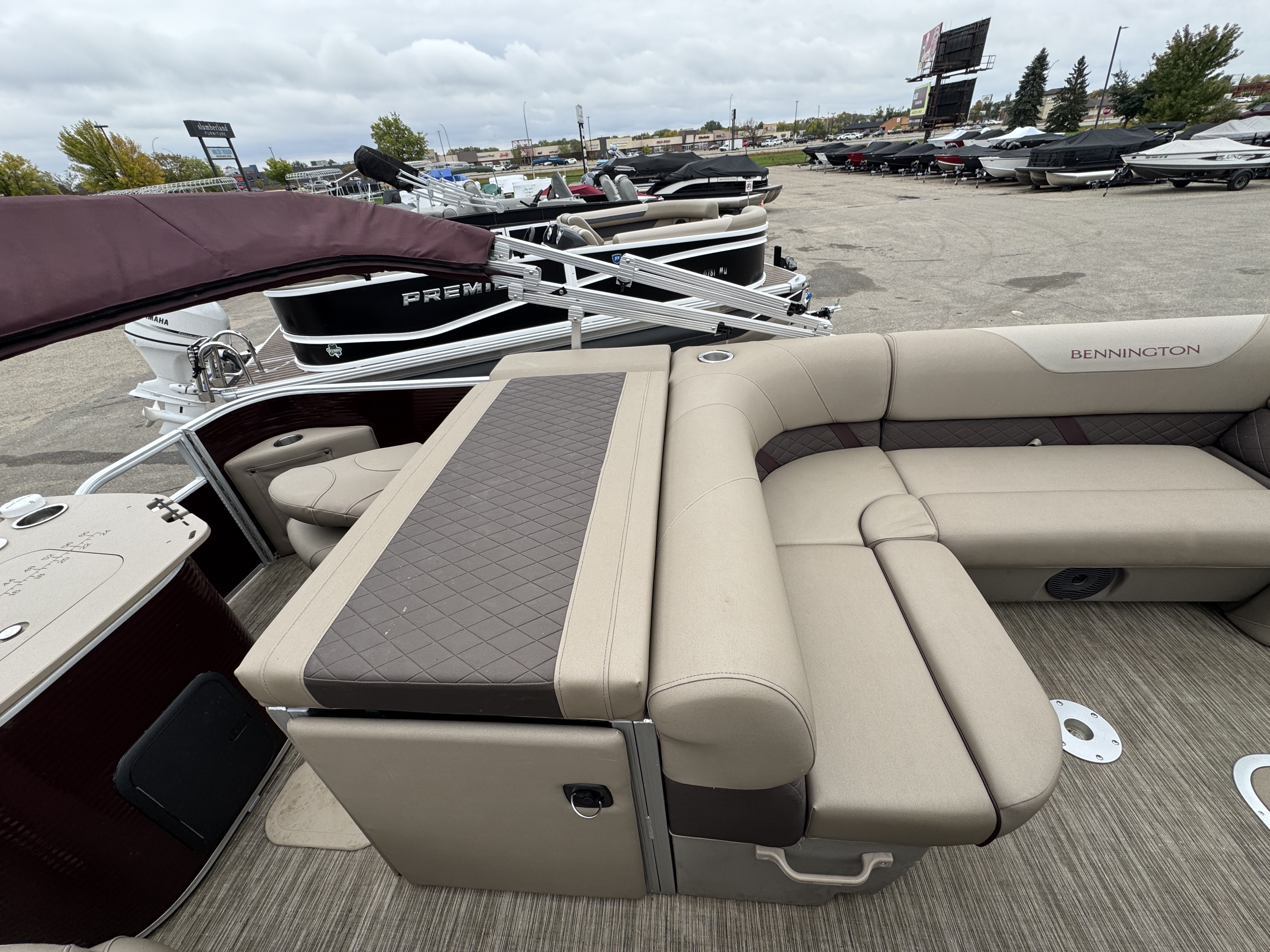 2023 BENNINGTON 21 SXFAPG PONTOON
